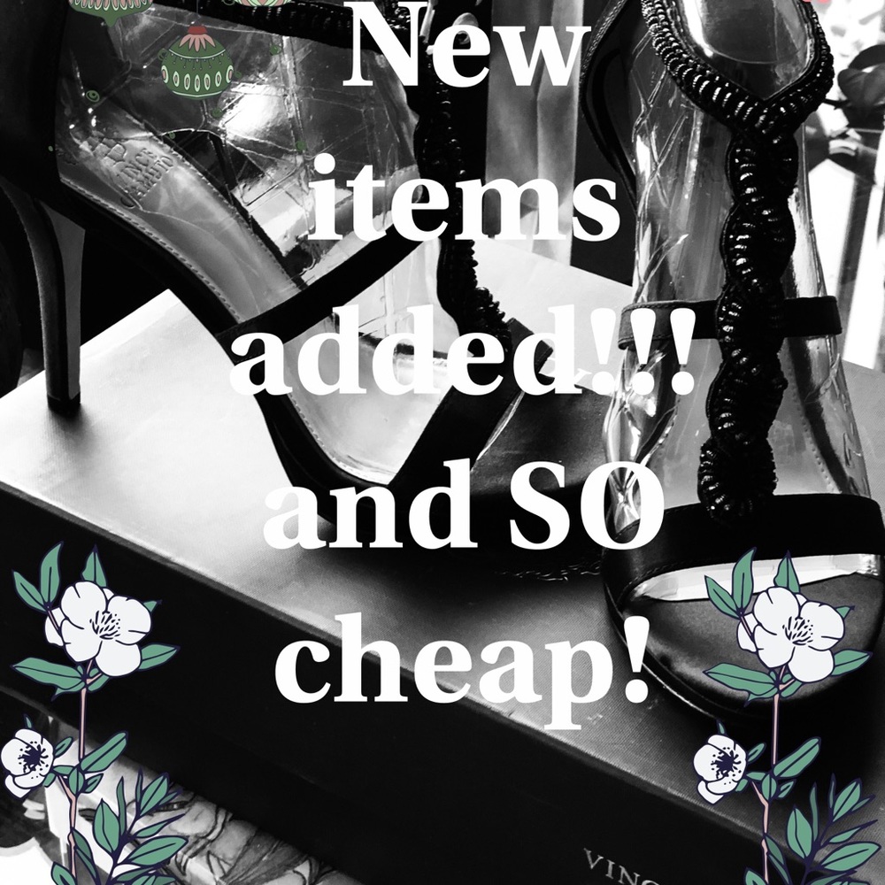 Closet is getting uploaded!!! Offers welcome 🙏